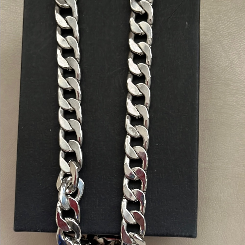 Stainless Steel Chain - Picture 4 of 4